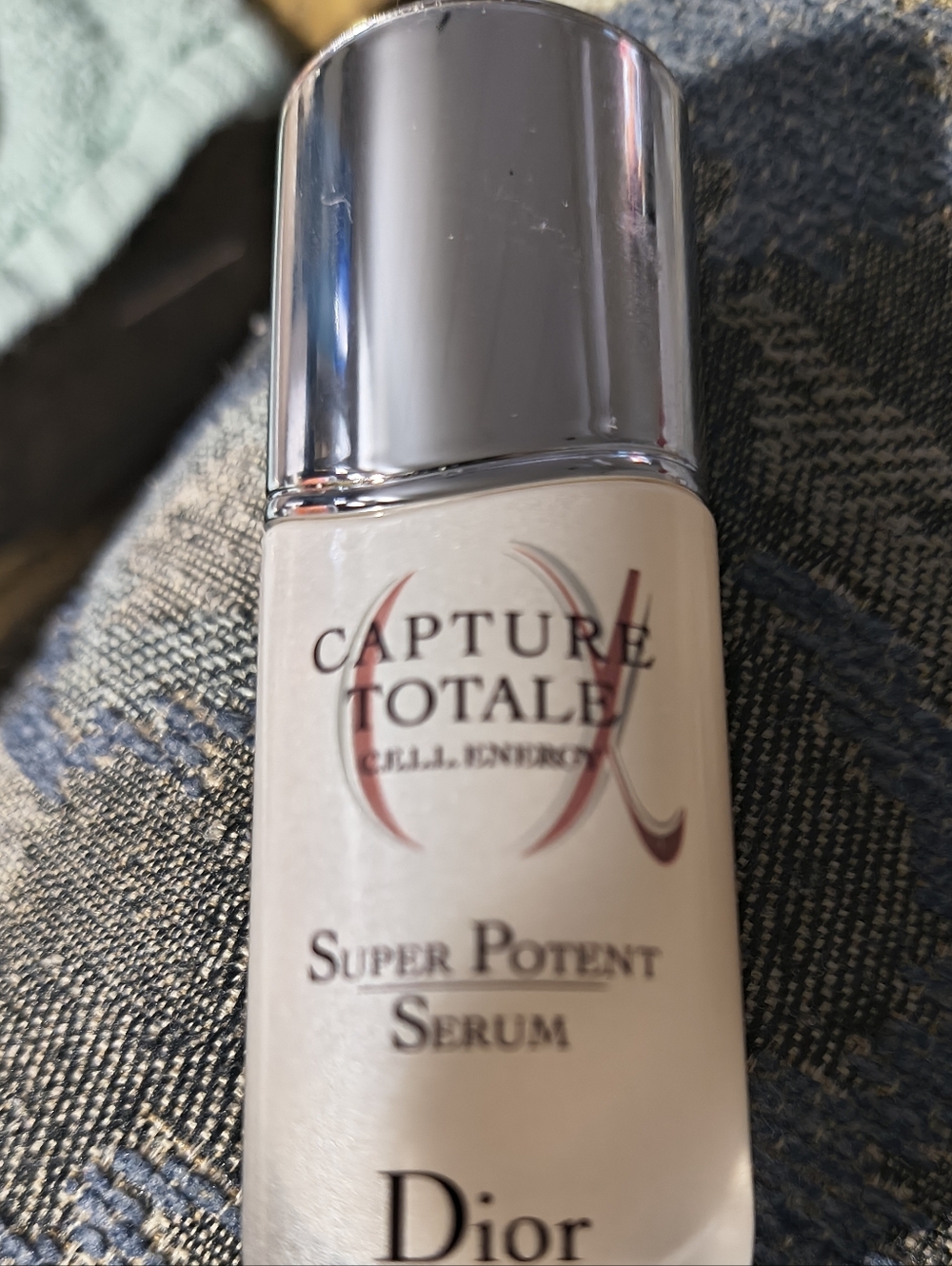 Christian Dior Capture Totale Cell Energy Super Potent Serum - 10ml. - Picture 3 of 3